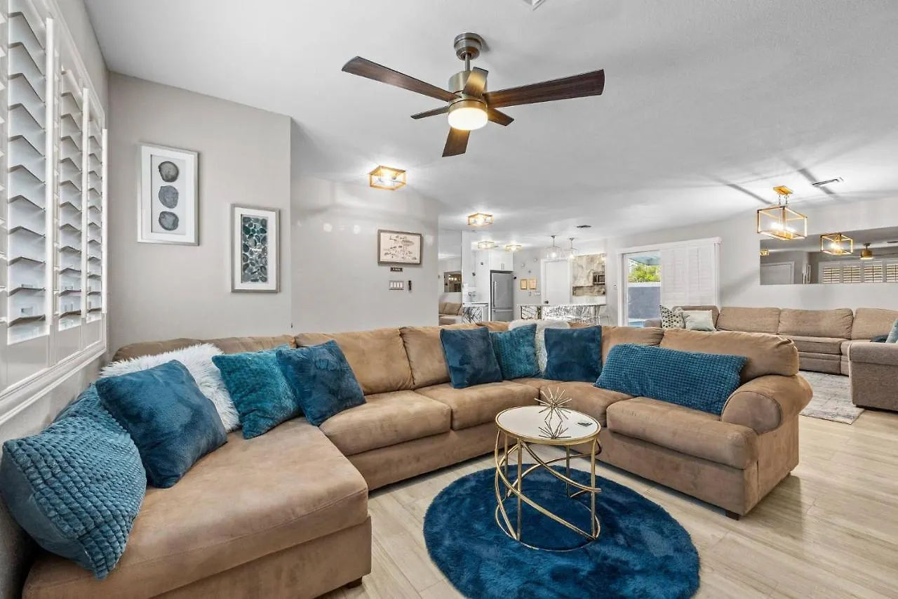 4Bdrm 2 Bath Pool Close To Strip Conventions Las Vegas 0*,