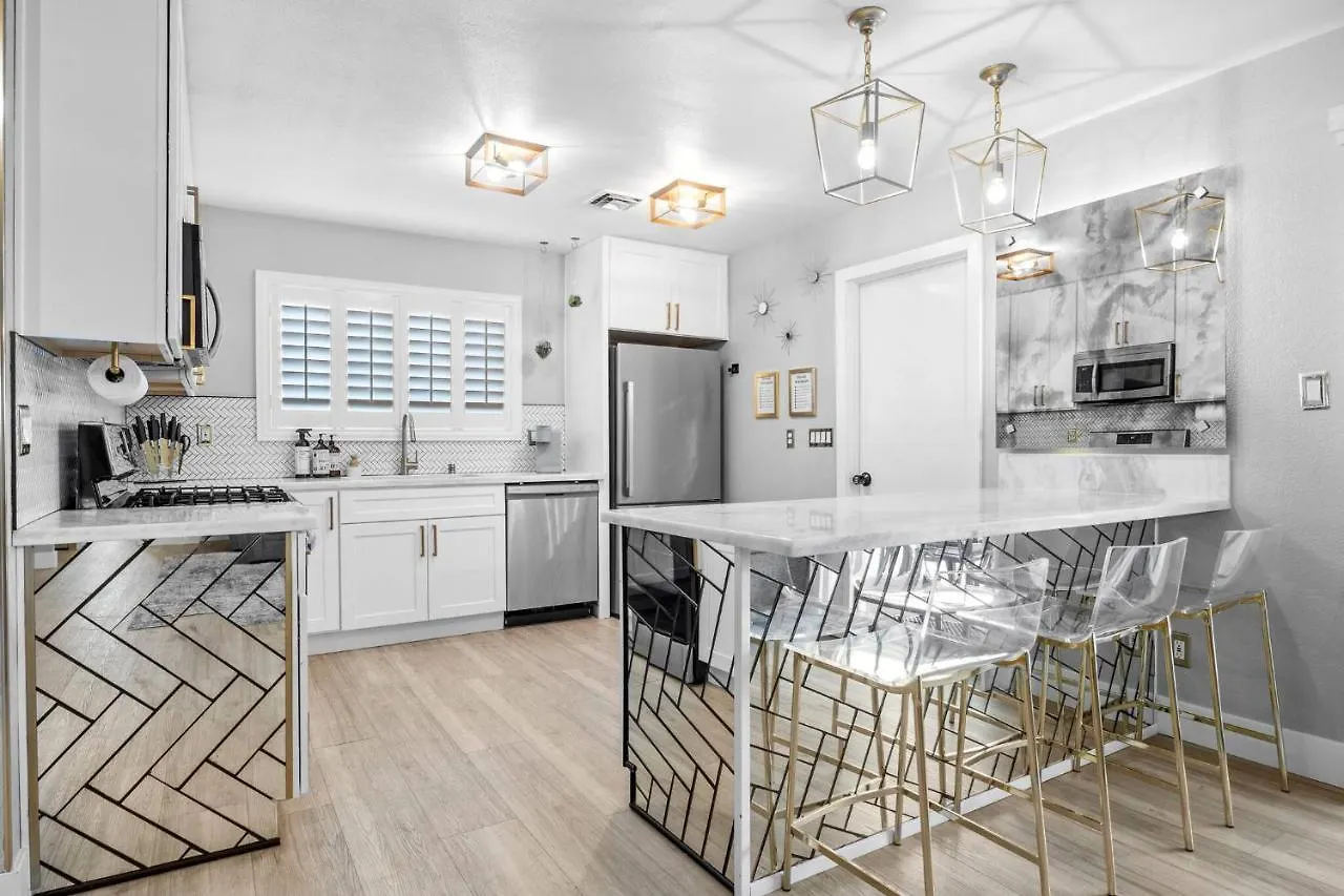 4Bdrm 2 Bath Pool Close To Strip Conventions ラスベガス 米国